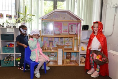 Spanish Preschool class in session — photo 4 of 6